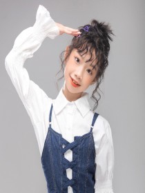 叶彤