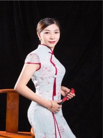 杨小琴