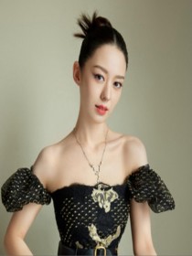 吉娜·爱丽丝