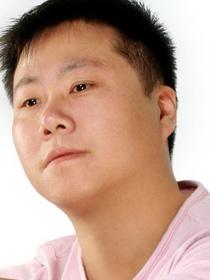 翟羽佳