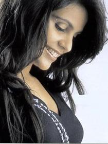 Aline Barros