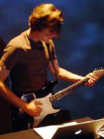 Fennesz
