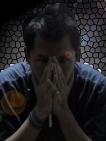 何欣