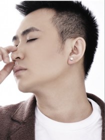 王闯