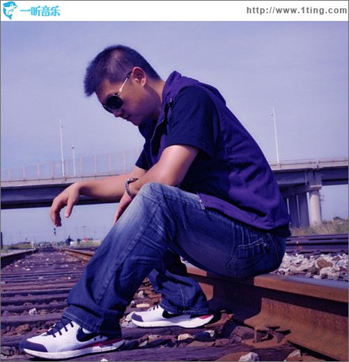 我不想情人节一个人过(单曲)