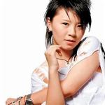 黄雅莉详情