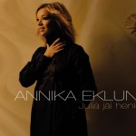 Julia jäi henkiin