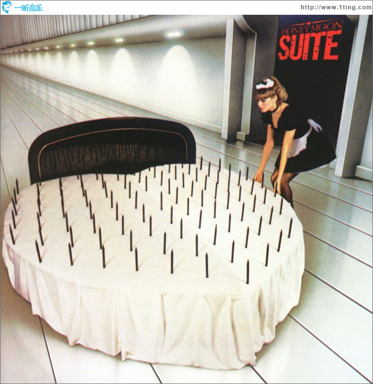 Honeymoon Suite
