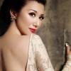 你背着我爱她(单曲)