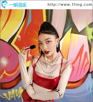 Red Lipstick On（单曲）