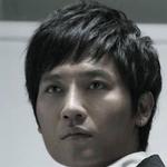 爱在现实面前