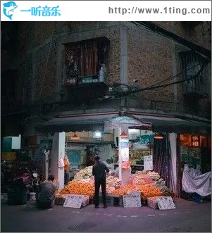 我们站在路口（单曲）