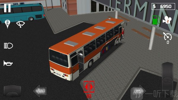 欧洲上坡公交车