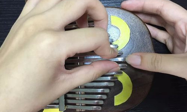 卡林巴拇指琴调音器最新版